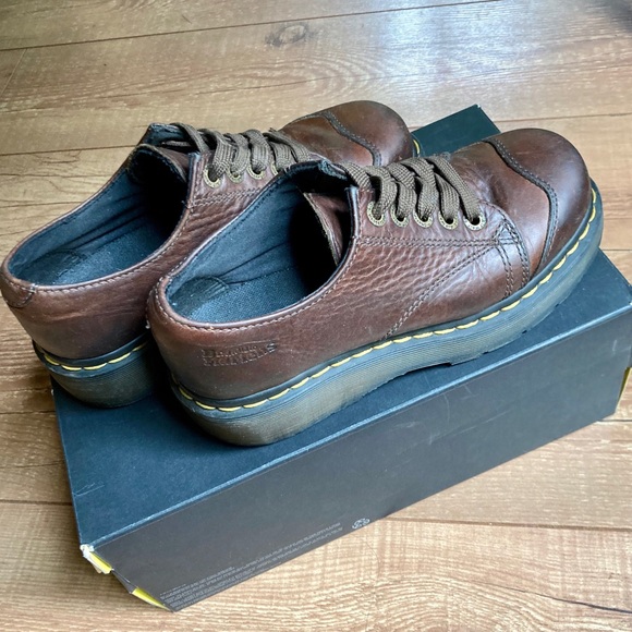 Dr. Martens brown leather Oxford shoes size 7 - Picture 3 of 13